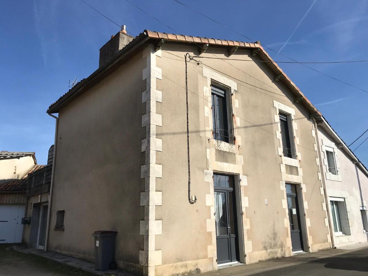 Petite Escale Vivonnoise A 2 *